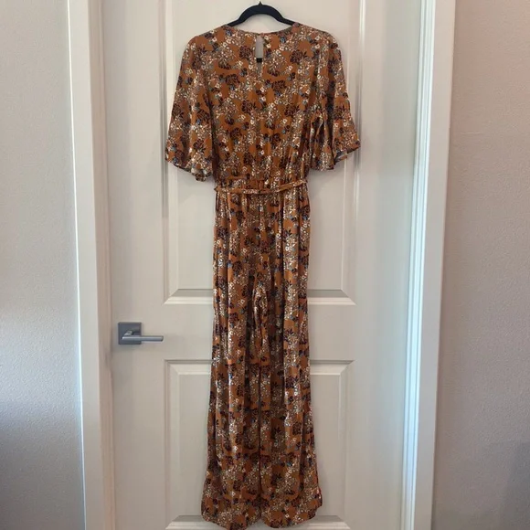 Romper - Band of Gypsies Burnt Orange Floral Romper/Jumpsuit with Pockets - Picture 4 of 5